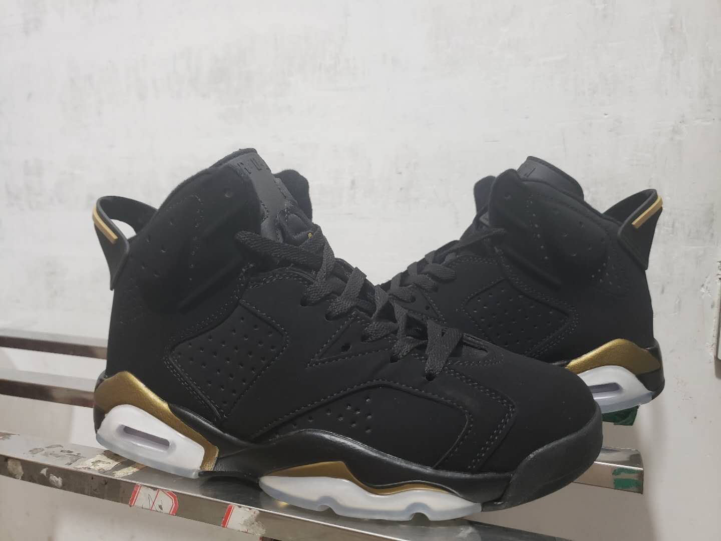 2019 Men Jordan 6 Black Gold Shoes